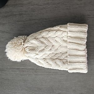 Gap Kids Cable Knit Pom Beanie